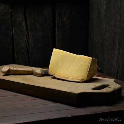 Cantal vieux.jpg