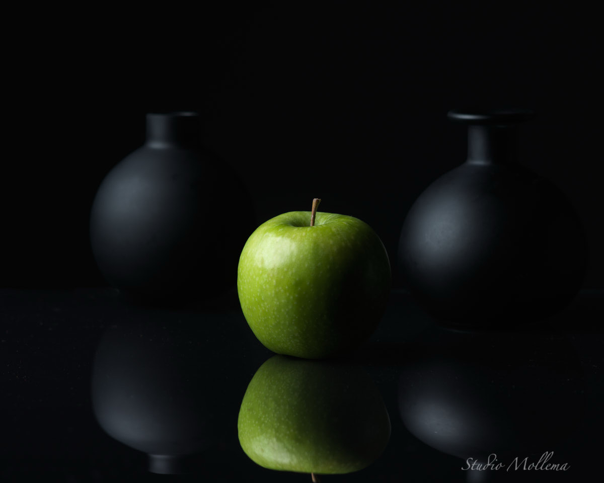 Apple.jpg