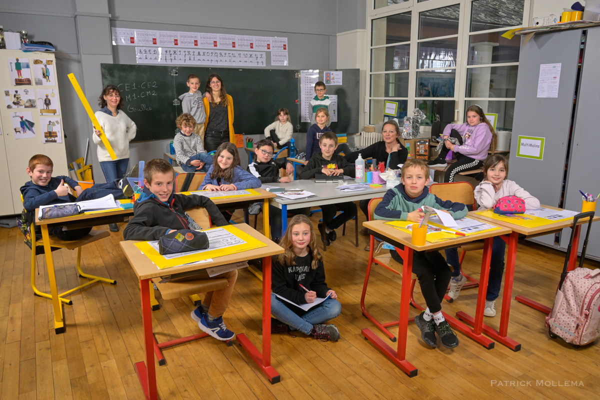 Class photo 2.jpg